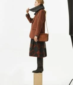 ISABEL MARANT Bottes Denvee Cuir Suédé Noir Délavé 17 ISABEL MARANT Bottes Denvee Cuir Suédé Noir Délavé -JEANNE VOULAND SHOP unnamed file 1230