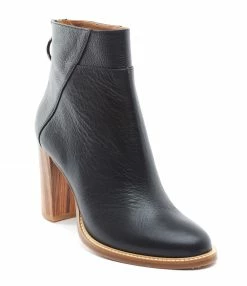 JEANNE VOULAND SHOP -JEANNE VOULAND SHOP unnamed file 19