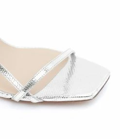 JEANNE VOULAND Sandales Sublim Double Cuir Texturé Argenté 17 JEANNE VOULAND Sandales Sublim Double Cuir Texturé Argenté -JEANNE VOULAND SHOP unnamed file 2884